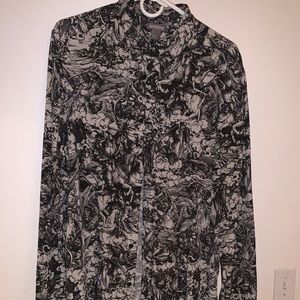 DIVIDED MEN SHIRT AWESOME CONDITIONS 👌